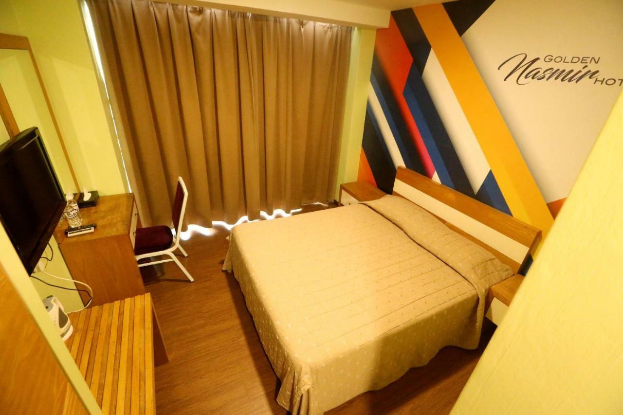 Golden Nasmir Hotel ブキッ・ムルタジャム エクステリア 写真